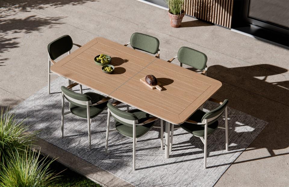 Ambientebild nicht ausgezogen Kemo Tisch mit Stühlen