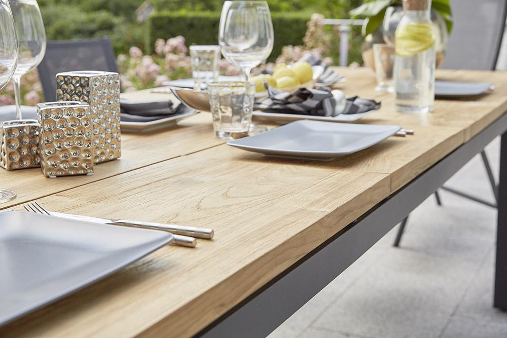 Detailbild Diamond Garden Porto Ausziehtisch Gartentisch Teakholz