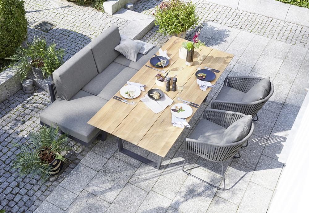 Ambiente von oben Diamond Garden Oxford Kufentisch Gartentisch Teak