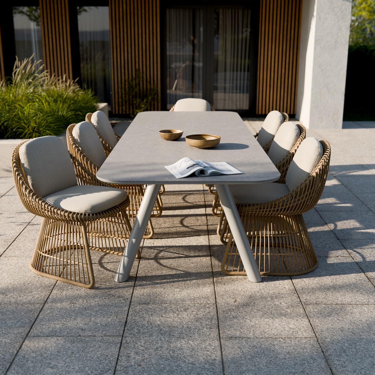 Ambientebild Royal Garden Free Gartentisch 208 x 100 cm Fairstone Tischplatte