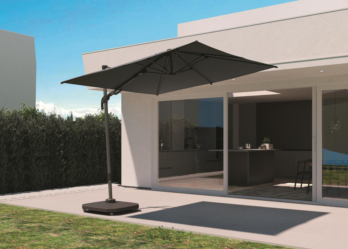 Ambientebild creador Samos+ Ampelschirm 2,5m 360° drehbar Anthrazit