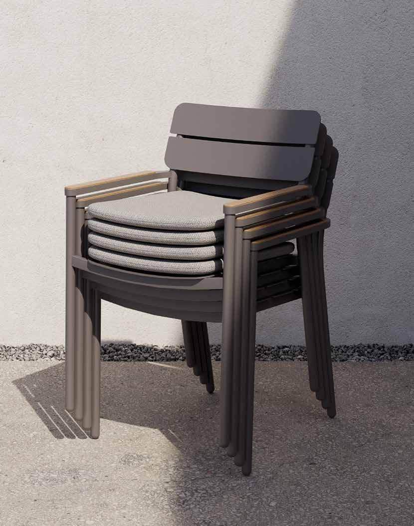 gestapelt Royal Garden Norland Stapelbarer Gartenstuhl mit Armlehnen Anthrazit