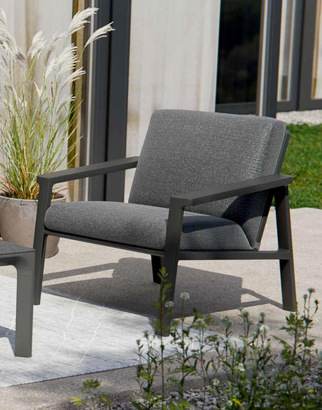 Ambientebild Royal Garden Focosa Aluminium Loungesessel Anthrazit