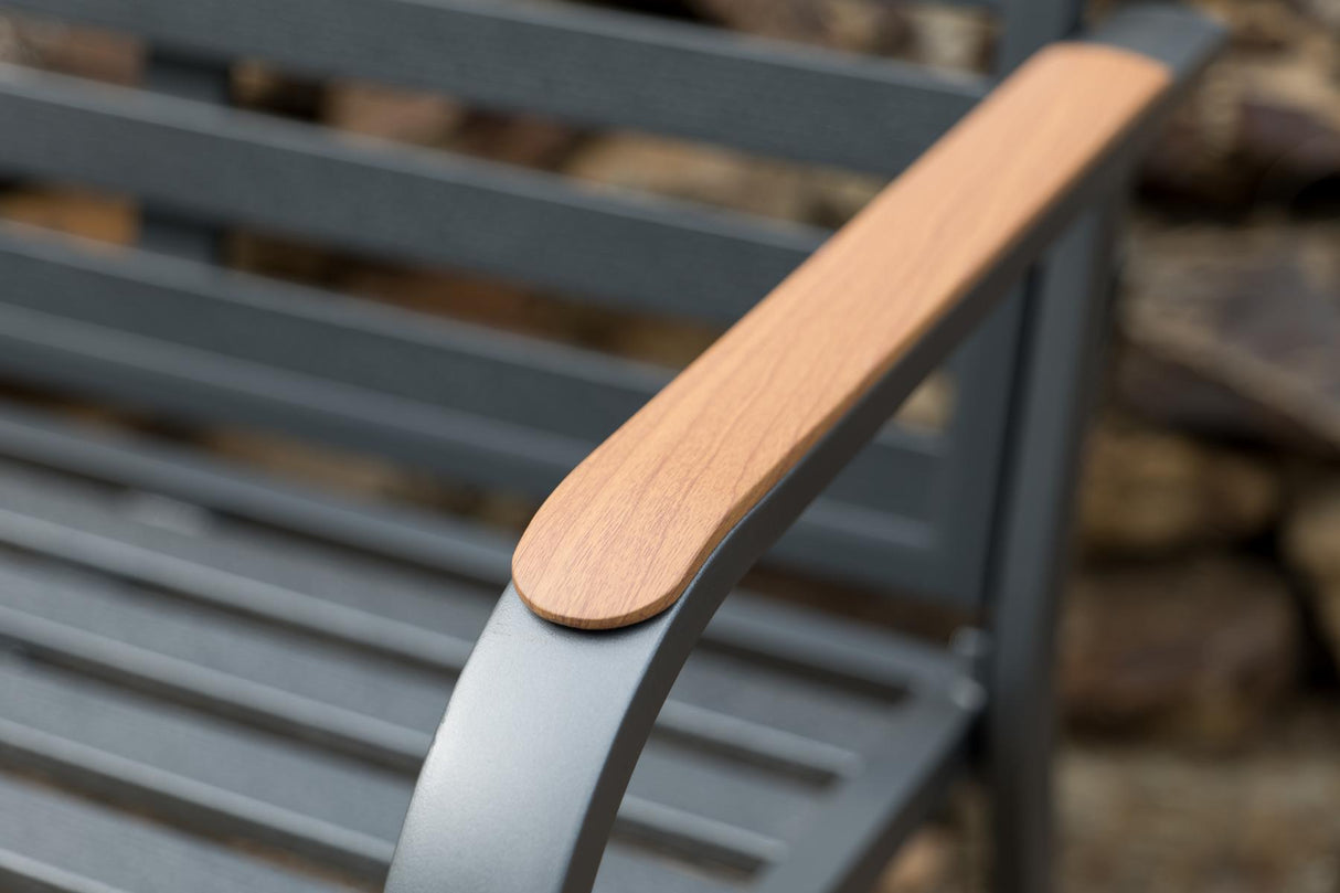 Detail Armlehne creador Marta 3-Sitzer Gartenbank